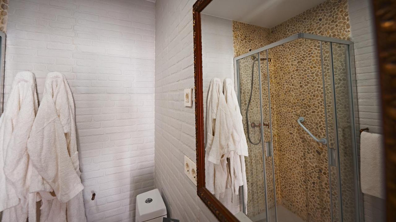 Apartament Infantes 28 *